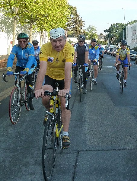 2010-10-10 09 14 Sous la conduite d_Auguste.JPG